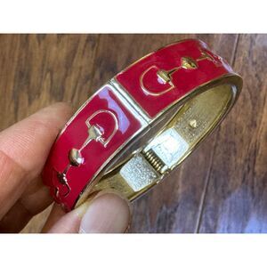 EQUESTRIAN Enamel Hinged Horse Bit Bracelet, Red/Gold